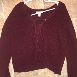 Crop top lave up sweater ♥️